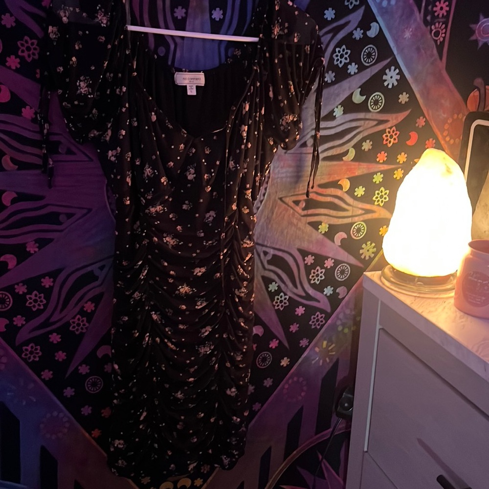 black floral short scrunched dress